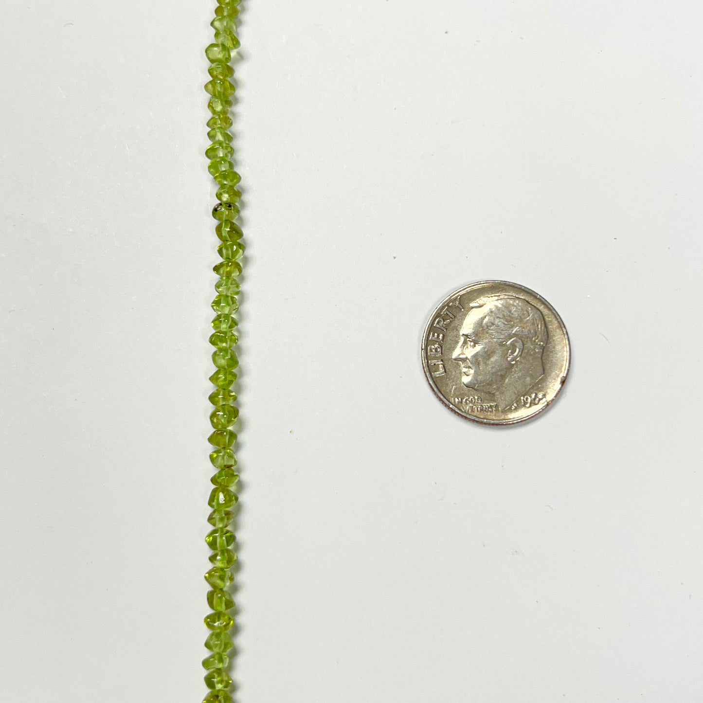 3.6–4mm Plain Rondelle Peridot 14 inch 161 pcs/strand