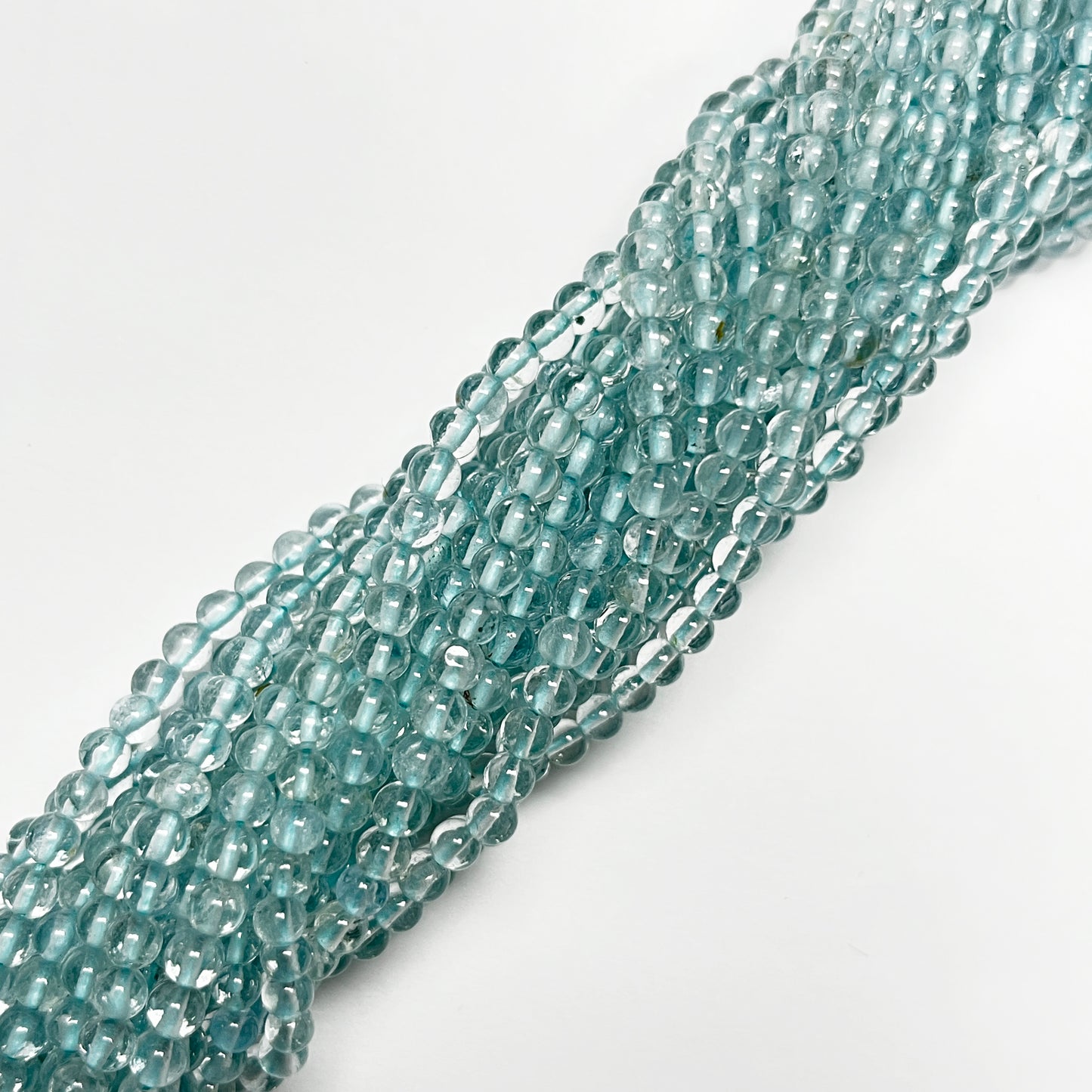 4mm Smooth Round Aquamarine 14.5 inch 102 pcs/strand AAA High Quality