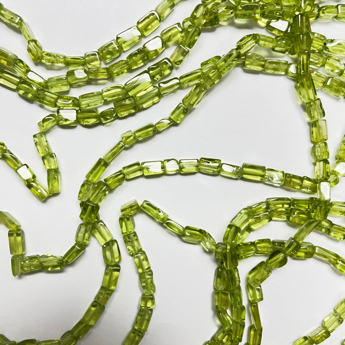 3.5–4mm Square Peridot 14 inch 70 pcs/strand AAA High Quality