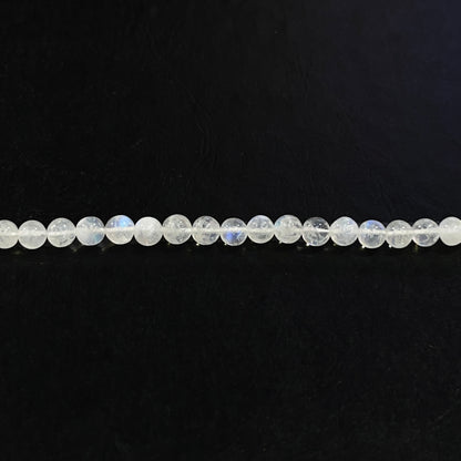 5.5–5.9mm Smooth Round Rainbow Moonstone 14.5 inch 69 pcs/strand AAA High Quality