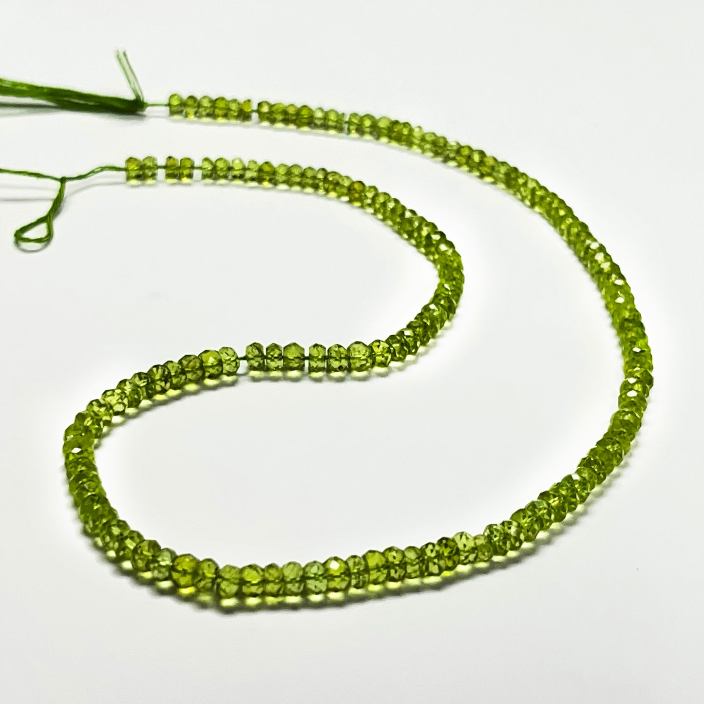 3–4mm Faceted Rondelle Peridot 15 inch 145 pcs/strand AAA High Quality