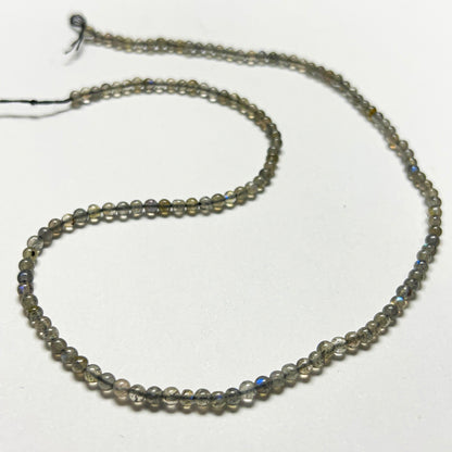 3–3.4mm Round Labradorite 15 inch 139 pcs/strand